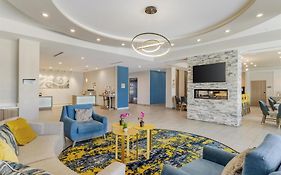 Best Western Plus Mid County